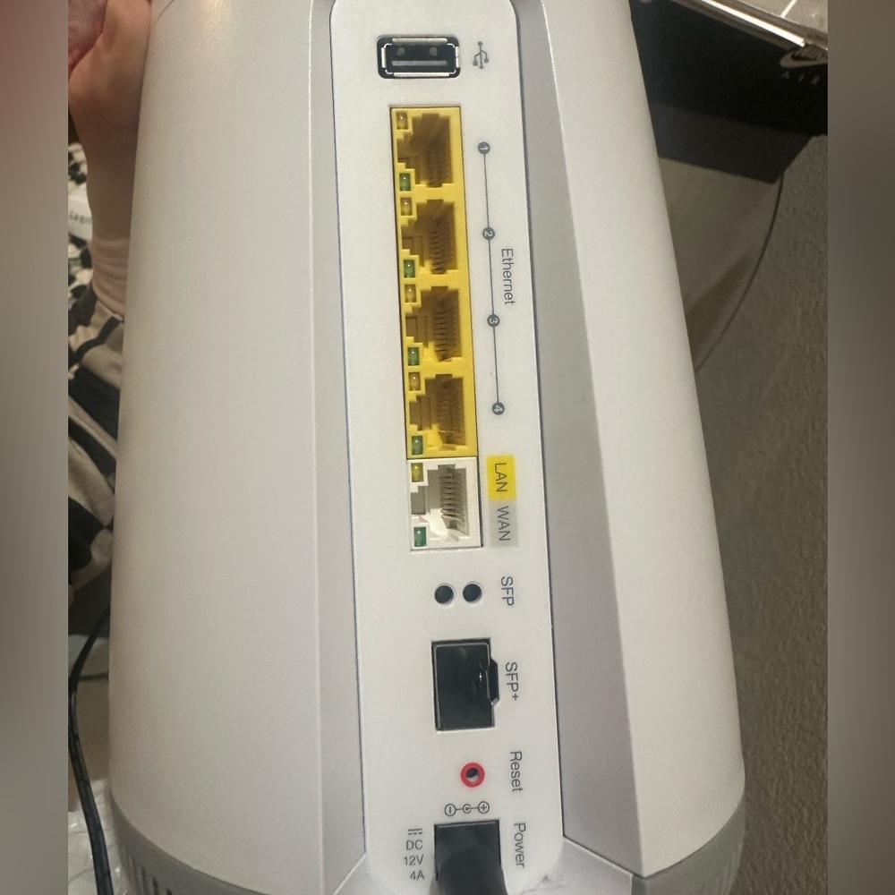 Centurylink Modem - Picture 8 of 9